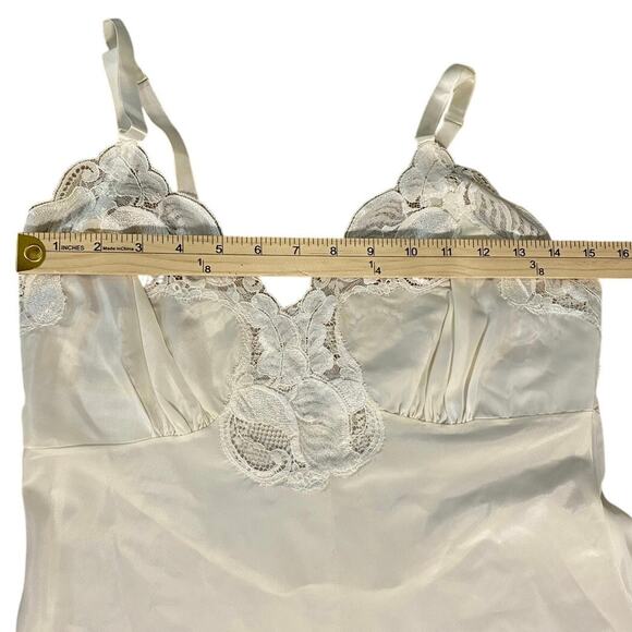 Vintage Lady Lynne white Lace Full Slip Dress Size M  Nylon Lingerie Pinup Style - Picture 5 of 8